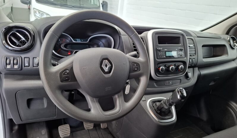 RENAULT Trafic Furgon 29 L2H1 -2.0CC – 145 CV -2019 lleno