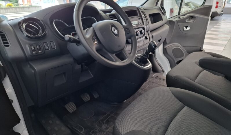 RENAULT Trafic Furgon 29 L2H1 -2.0CC – 145 CV -2019 lleno