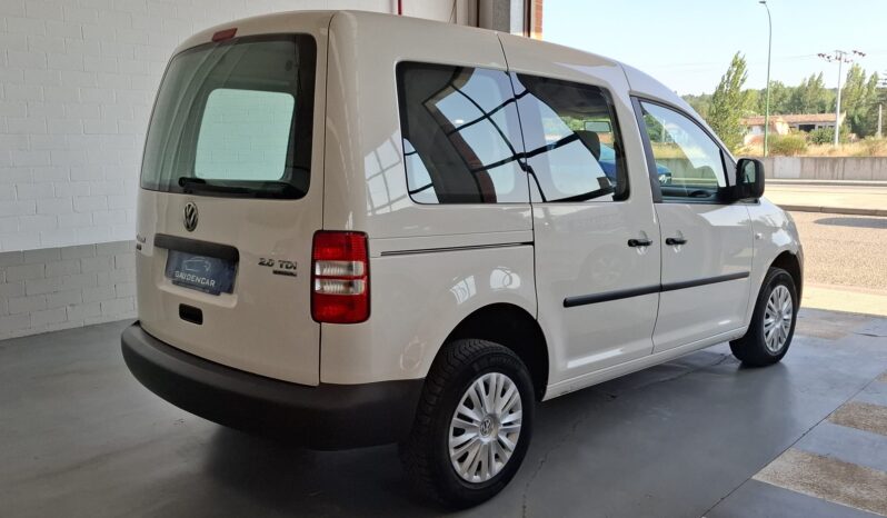 VOLKSWAGEN Caddy Kombi 4×4- 2.0 TDI 110cv 4motion 5pl-2014 lleno