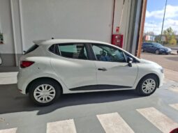 RENAULT CLIO 75 CV Diesel-2017 lleno